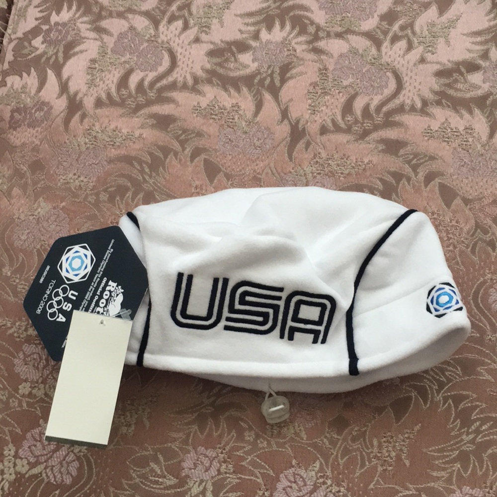 NEW 2006 Winter Olympics Torino, Italy beanie